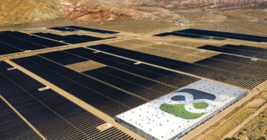 Mayor Garcetti Celebrates Final Approval of Largest Solar & Energy Storage Project in the US Mayor Garcetti Celebrates Final Approval of Largest Solar & Energy Storage Project in the US